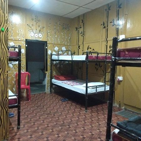 Backpackers'Haven Hostel Guwahati Buitenkant foto