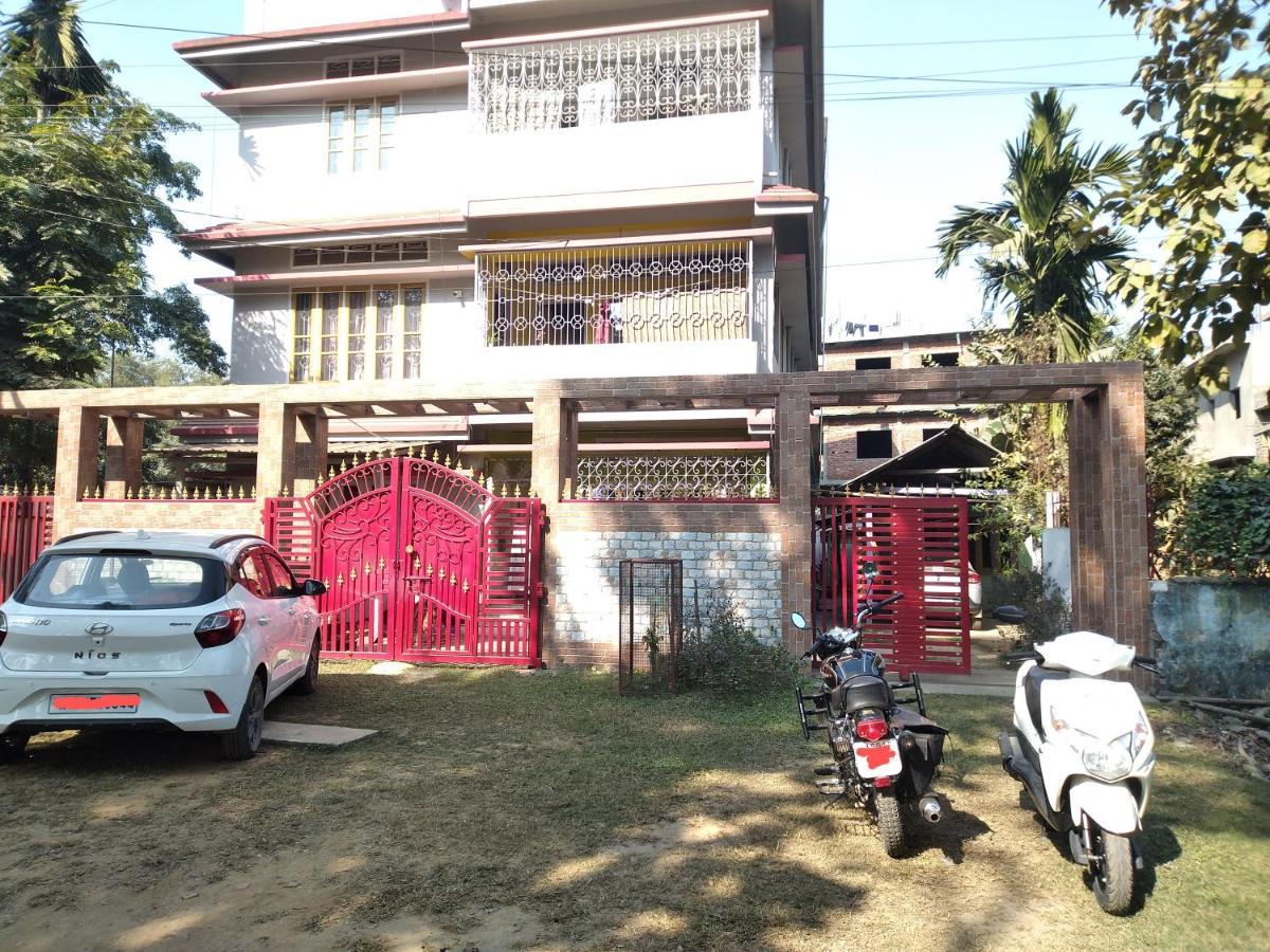 Backpackers'Haven Hostel Guwahati Buitenkant foto